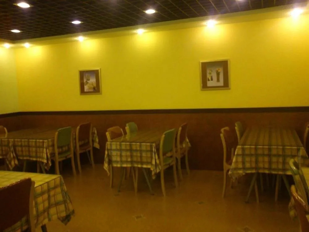 Home Inn (QingdaoLichun subway station Shaoshan Road store