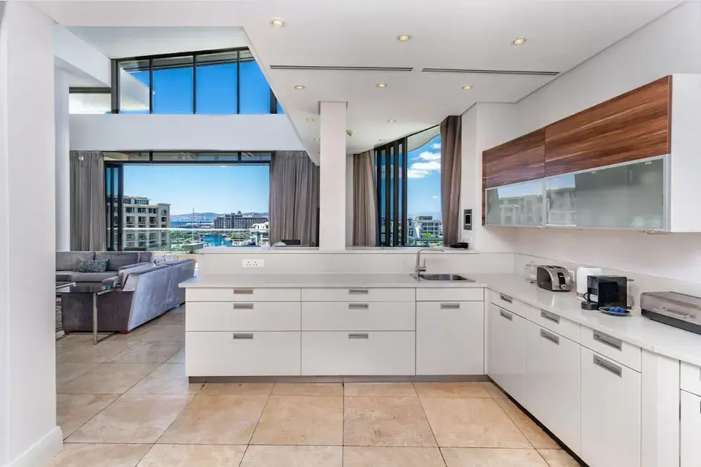 The Marina Family Penthouse - 710