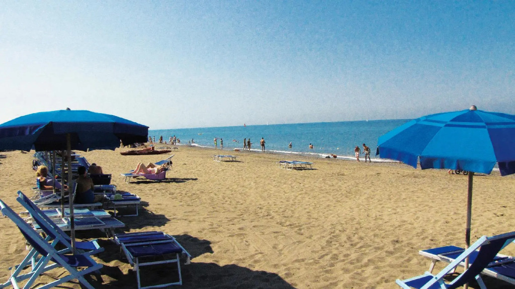 Holiday Home Camping Free Beach by Interhome