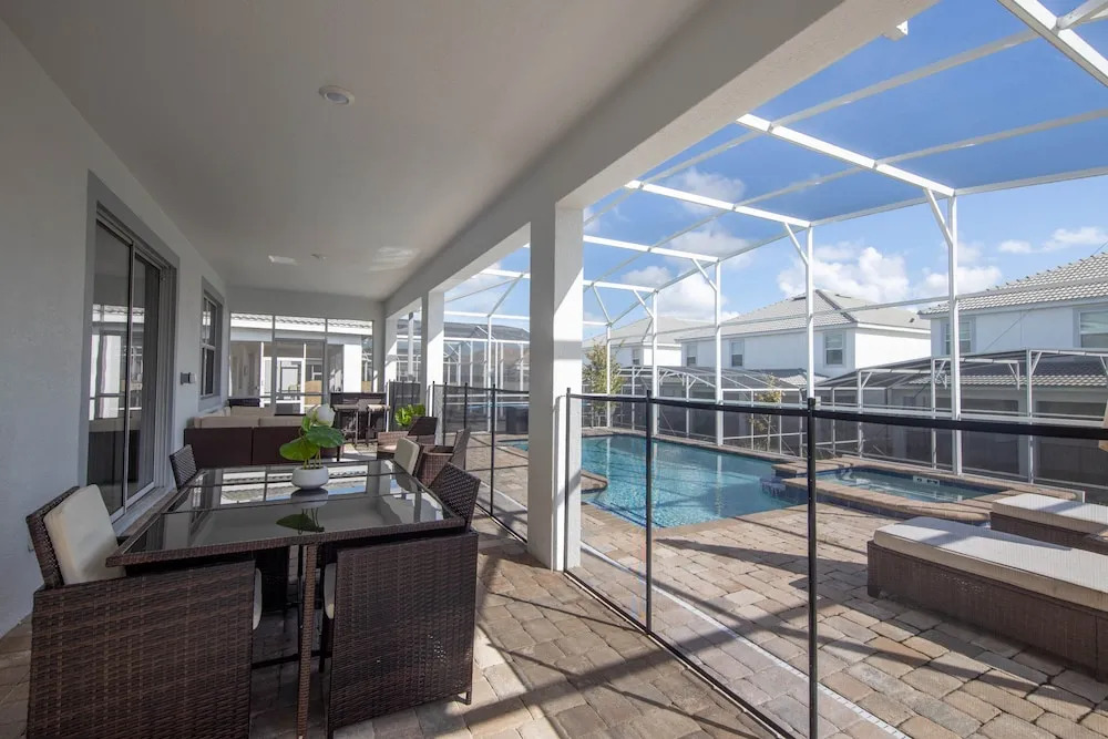 Lovely 8Bd Pool Spa Gm Hm Champions Gate-1579pd