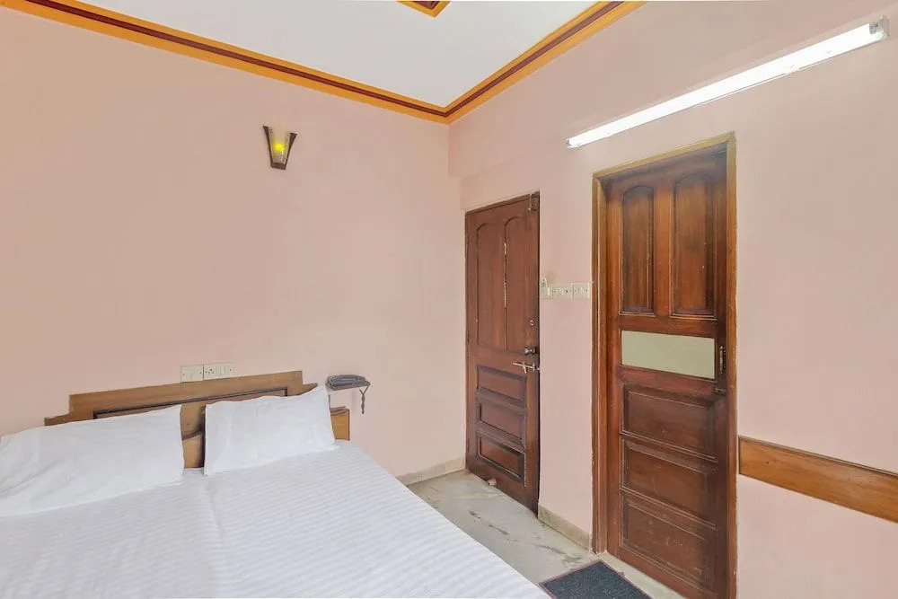 Spot on 46408 Hotel Saaj