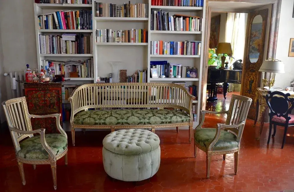 Exclusive Cairoli Apartment
