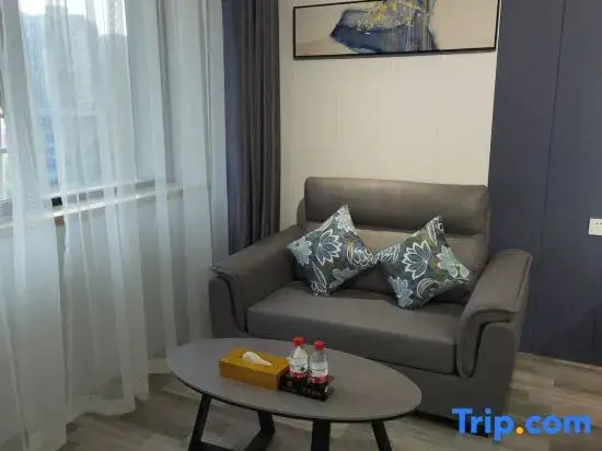 Yueyang Orange Fruit E-Sports Hotel (Railway Station)