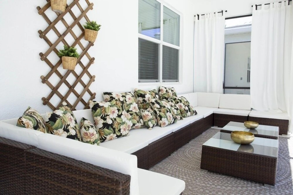 Huge Brand New Luxury 15 Bed Luxury Home! Home