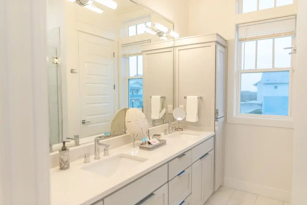 700 Sunrise Ave 4 Bedroom Home