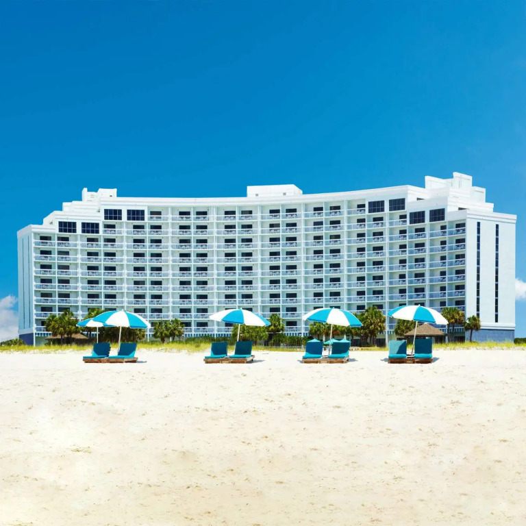 The Island House Hotel a Doubletree by Hilton