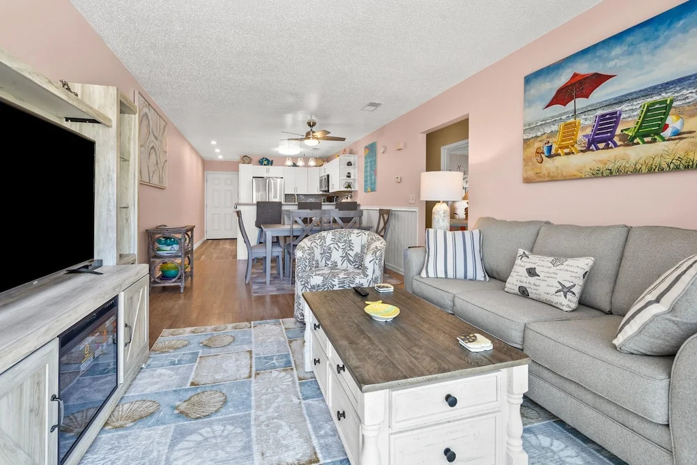 Sea Cloisters 305b 3 Bedroom Condo by RedAwning
