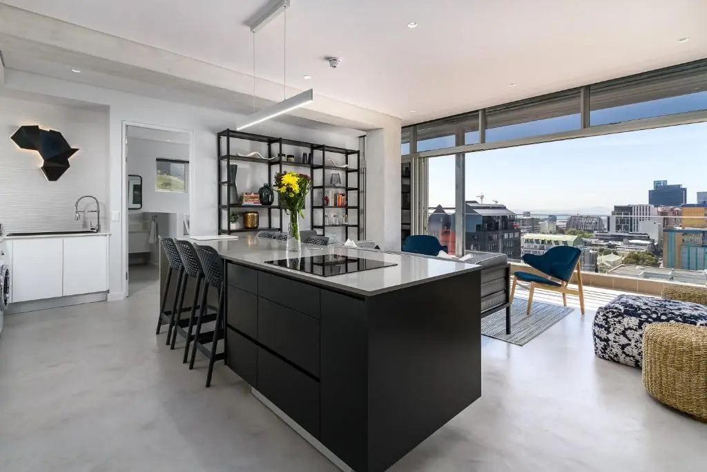 Luxury City View Retreat