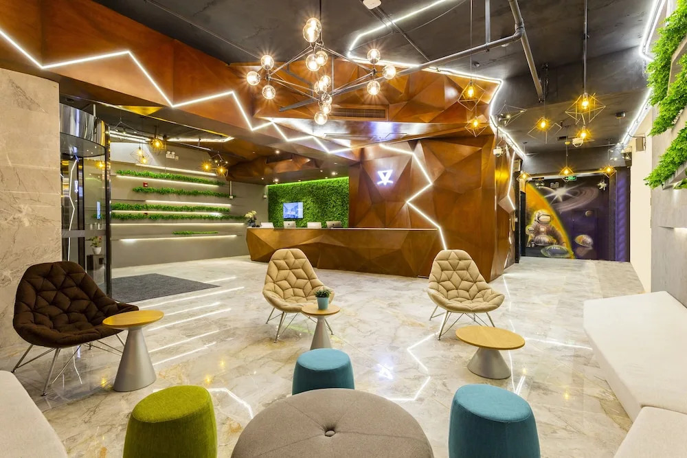 Jinglai Hotel · Curated Shanghai Xujiahui Jiaotong University Branch