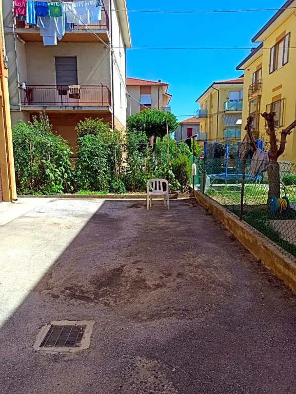B&B Casa Fuori Casa - 200 mt dal casello autostradale, parcheggio gratuito, garage moto