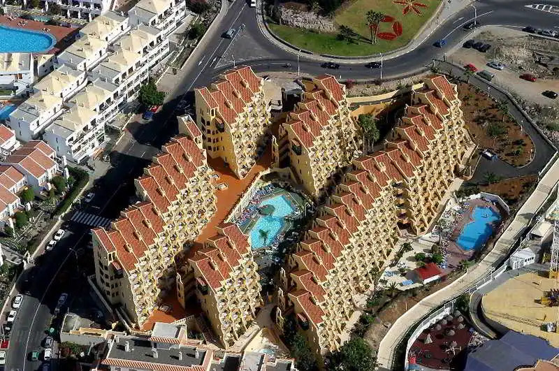 Playaolid Suites and Apartments