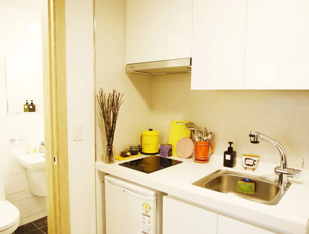 Travelers Planet Studio Type Hostel