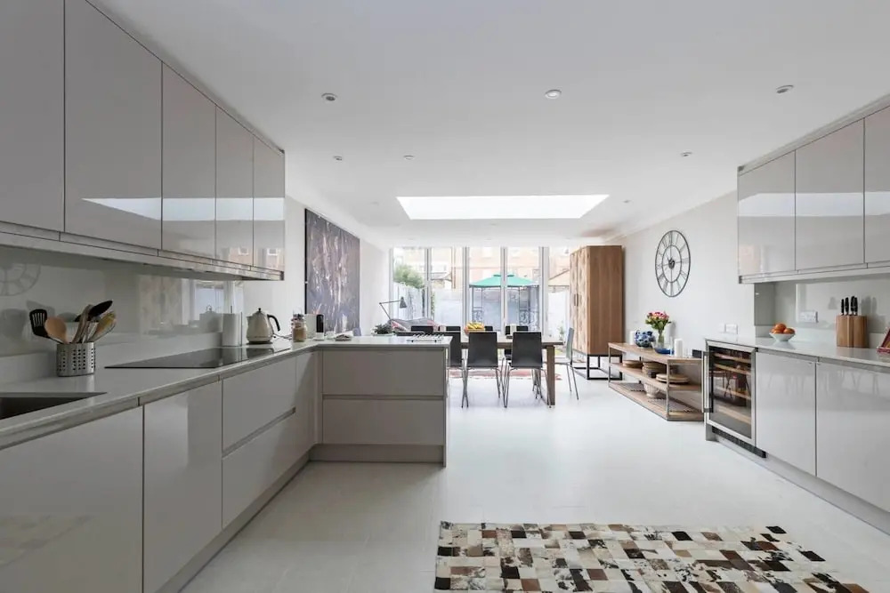 Gorgeous 5 Bed / Sleeps 10 - in Battersea Village