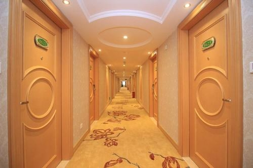 Vienna Hotel Dameisha Branch