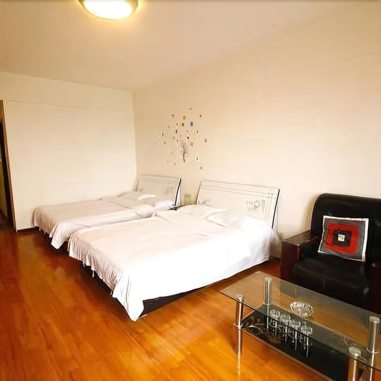 Qingdao Zhongyang Business Hotel