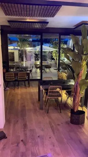 Petit Hotel Can Mel