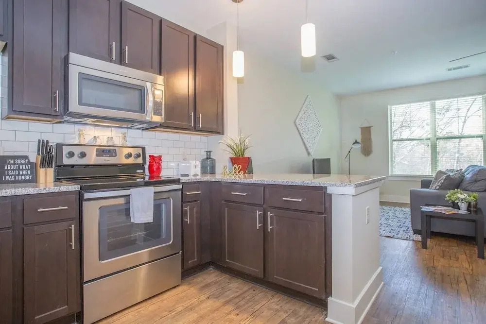 Frontdesk - Mezzo 1 Southpark Apts Charlotte, NC