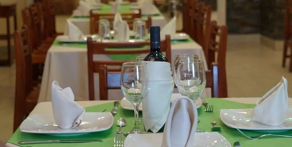 Hotel Perla Verde