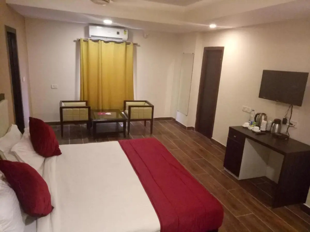 Chinmaye Inn