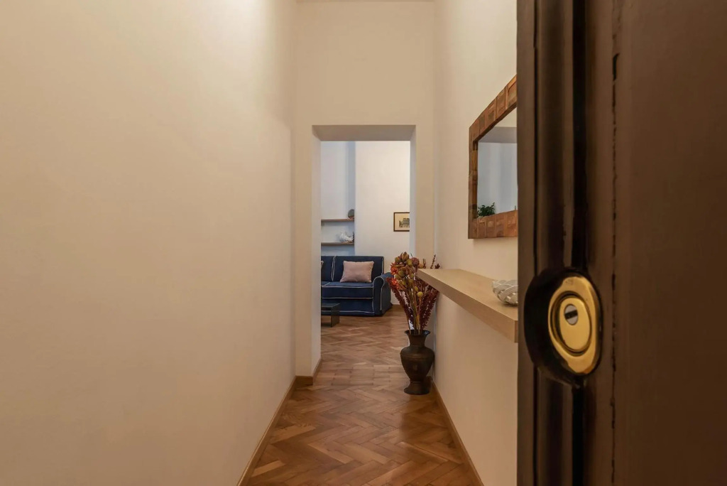 CS Central Station Termini 6pax Apartment