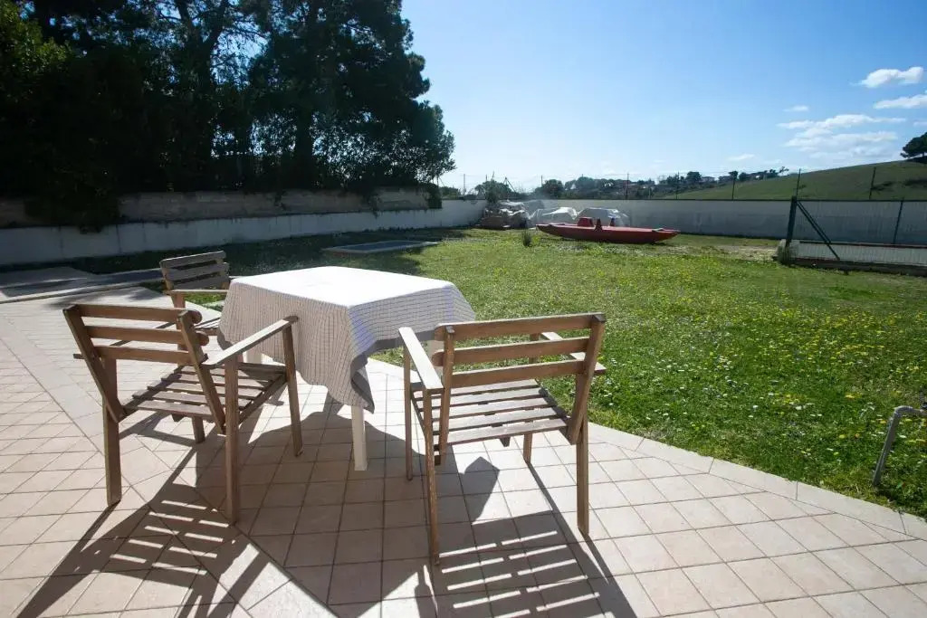 M10 - Marcelli, nuovissimo bilocale con giardino