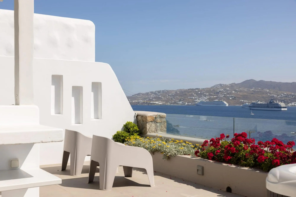 Luxury House with with Jetted Tub & Sea View 3AB