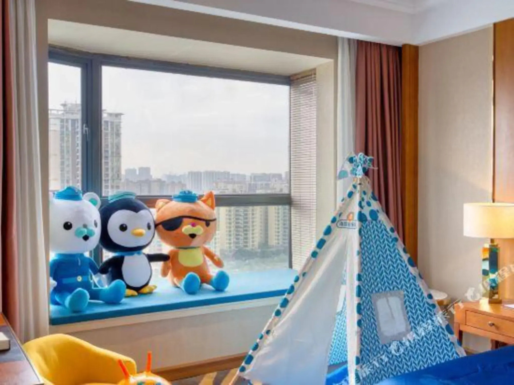 Foshan Park Lane Hotel (Qiandeng Lake)