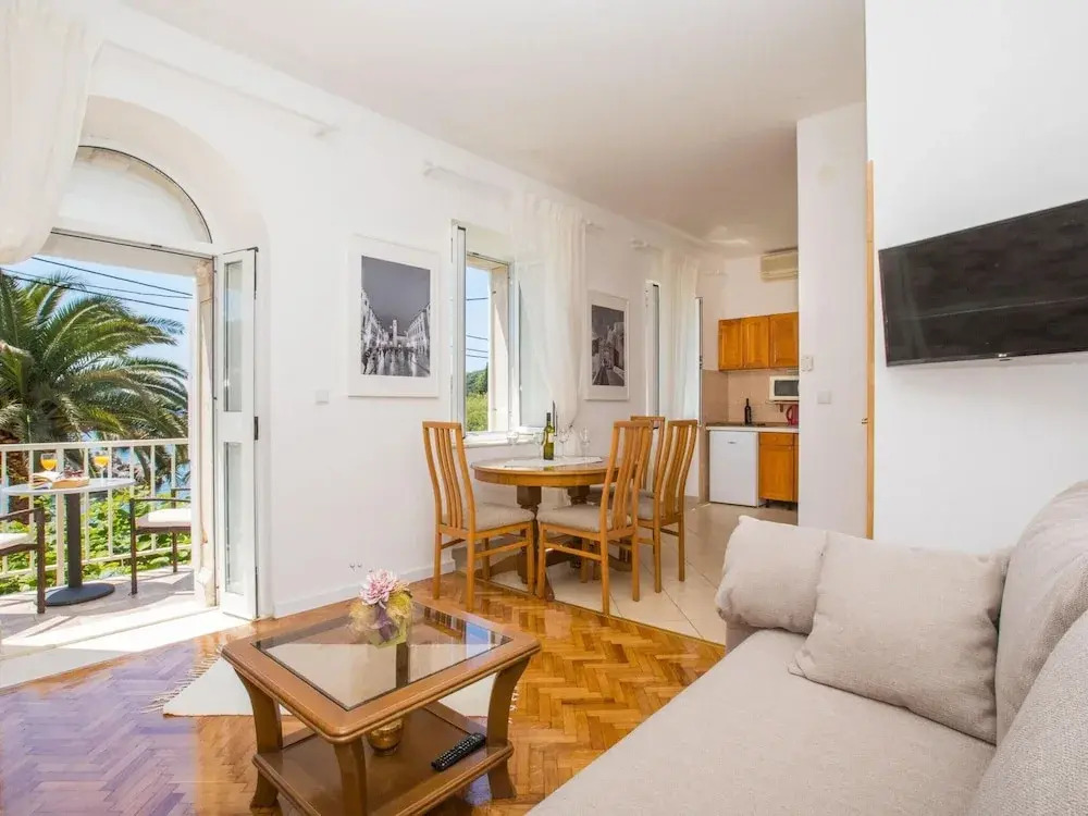 Apartments Vidak - One Bedroom Apartment With Balcony and Sea View -