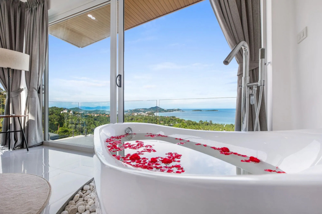 Villa Lily with Great Sea View