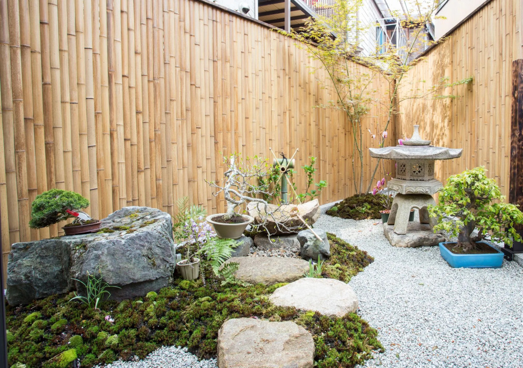 Mulan Hostel