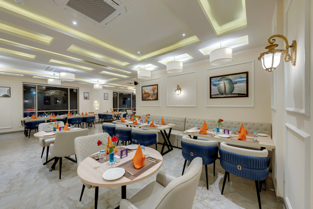 Click Collection Grand Gateway Varanasi