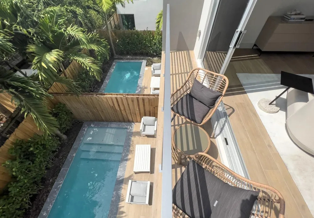 The Modernista 1 - Luxury Villa With Private Pool
