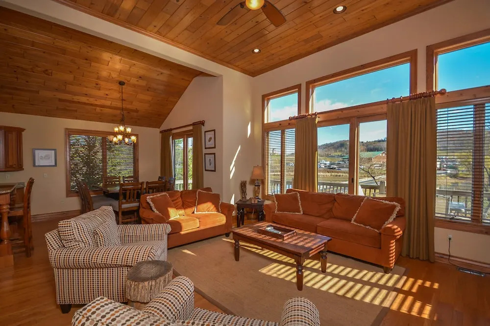 At the Heart of it All 4 Bedroom House