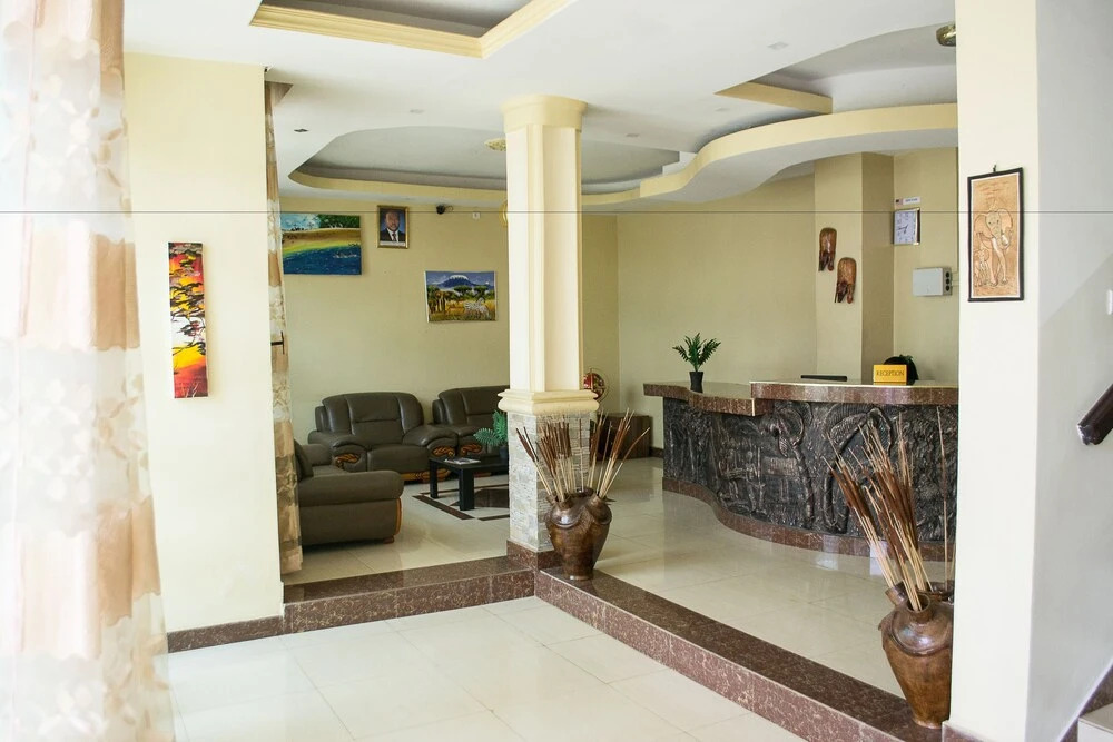 La Perle Hotel