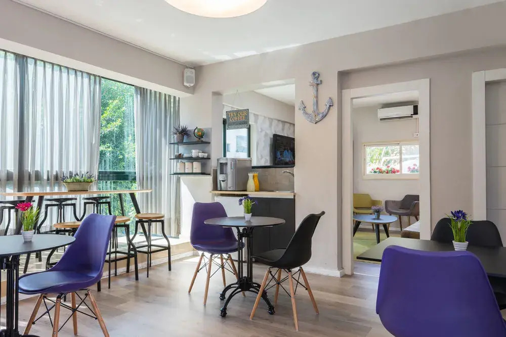 Gordon Inn Youth Hostel