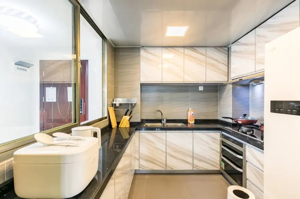 Locals Boutique Apartment Qianshan No.6