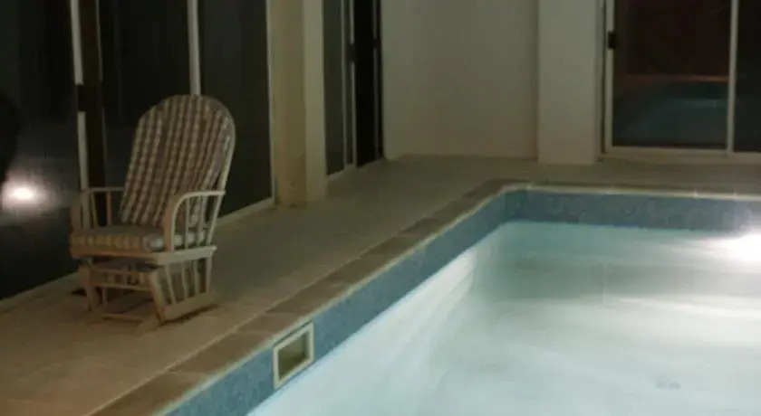Green Hedges - self catering