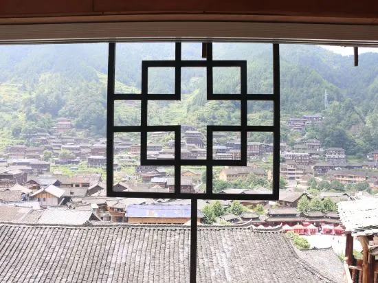Xijiang Wutong Yaju Inn