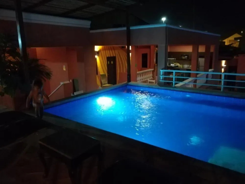 Rua Hostels Santa Marta