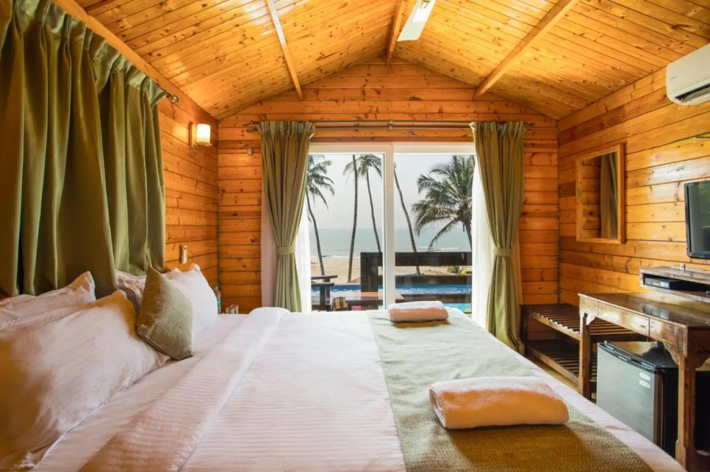 Antares Beach Resort