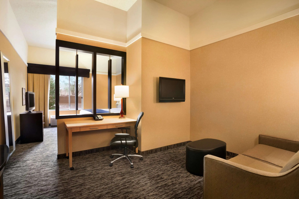 DoubleTree by Hilton Hotel Oklahoma City Airport