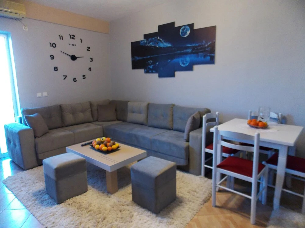 Blue Moon Apartments