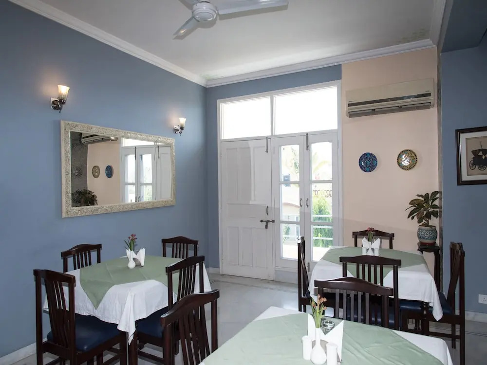 OYO 14357 Dev Villa