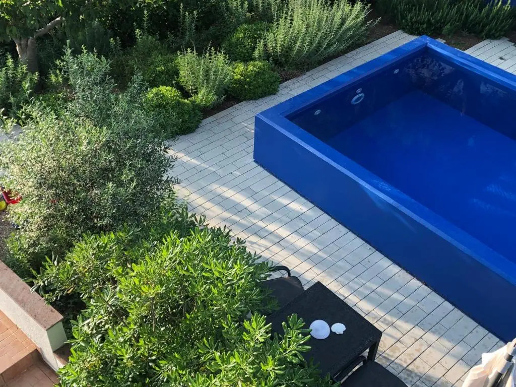 Family Apartments Monika - sea view - heated pool II