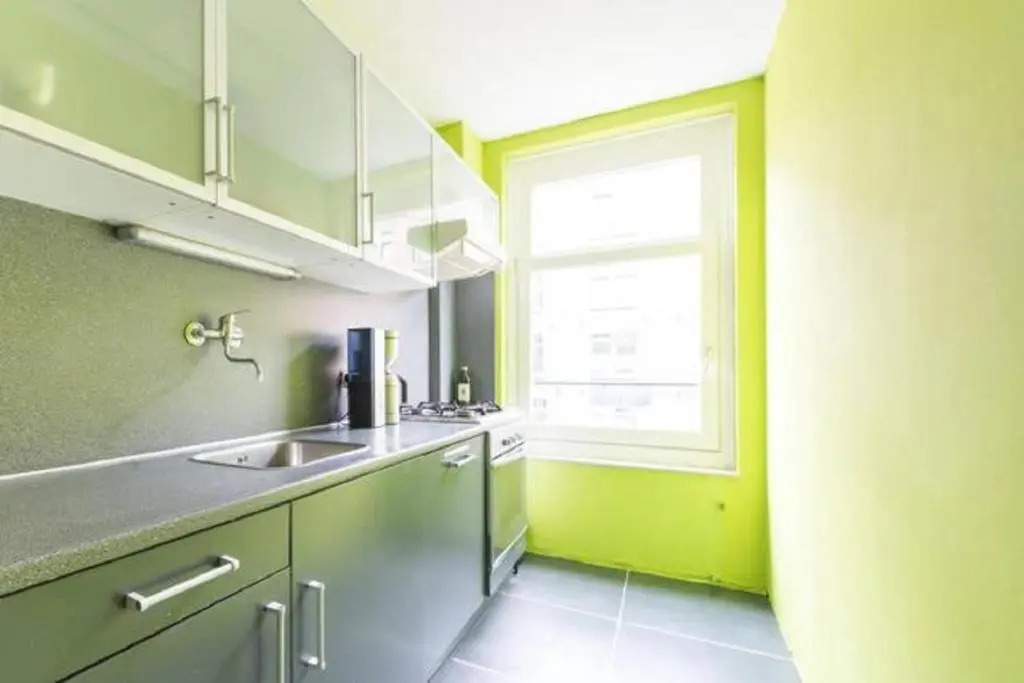 Jordaan Canal View Apartment