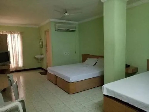Sri Annapoorna Lodge