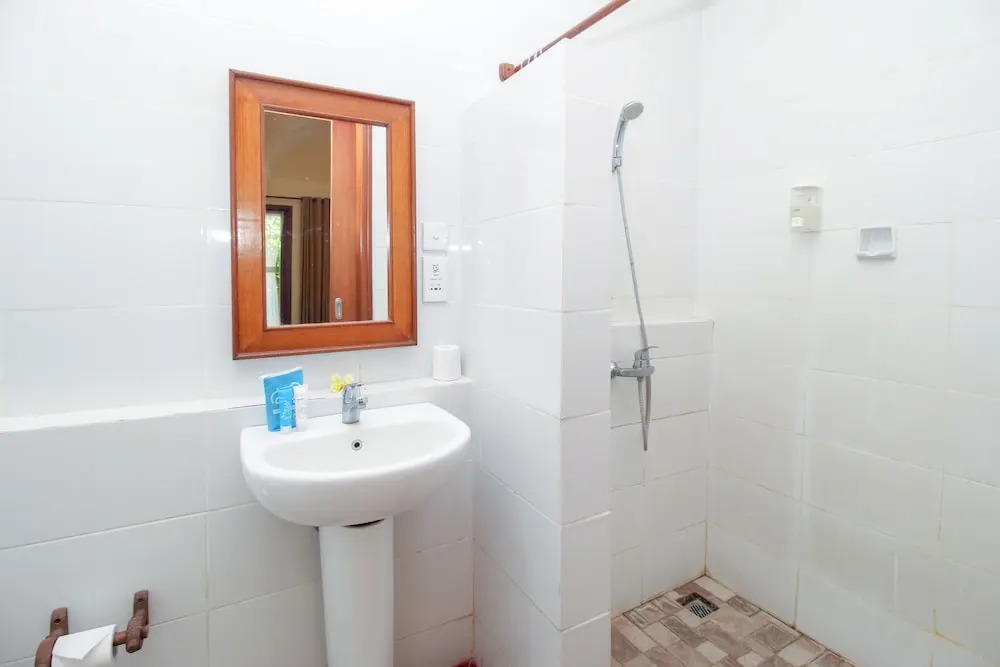 Airy Sanur Hang Tuah 84 Bali