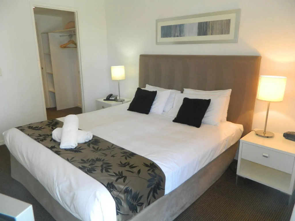Swell Resort Burleigh Heads