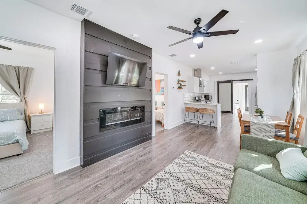 Charming San Antonio Home ~ 2 Mi to The Alamo!