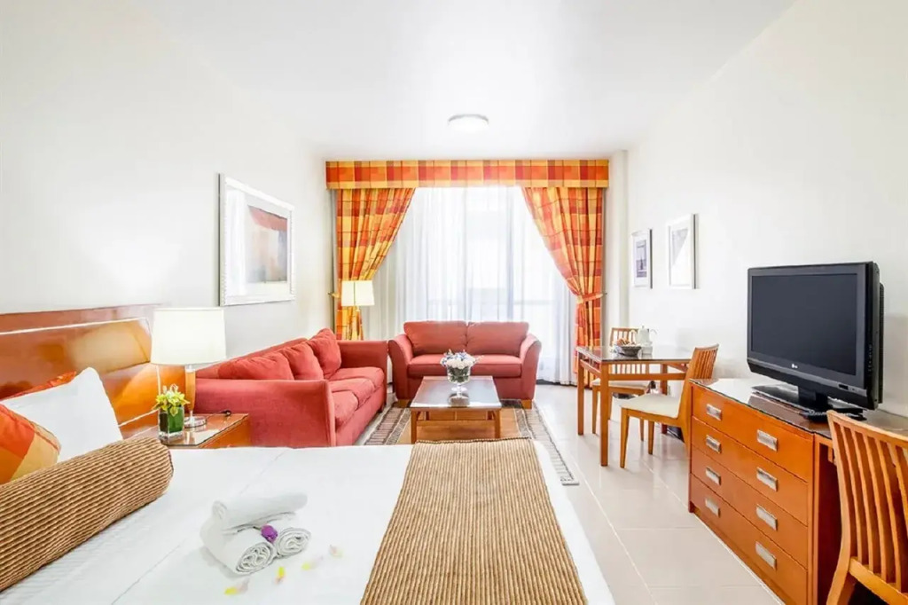 Golden Sands Hotel Apartments